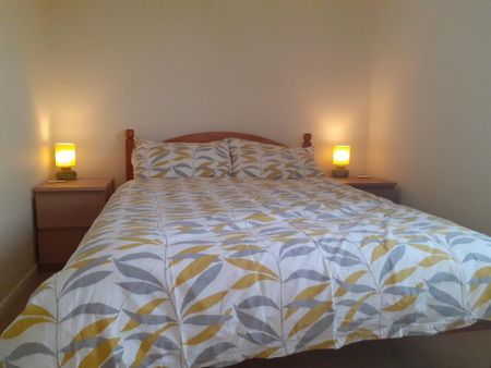 2 bedroom flat to rent - Photo 5