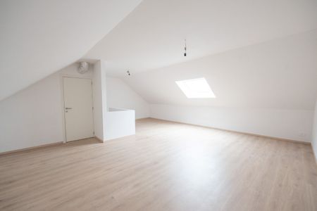 Nieuwbouwwoning met tuin en 4 slaapkamers in Zulte te huur! - Foto 4