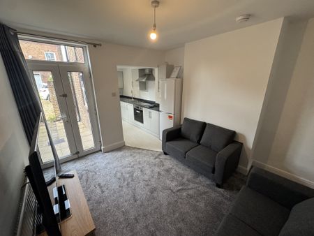 Heslington Road - P2177 - Photo 4