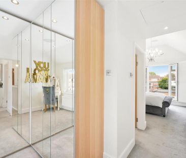 4 bedroom semi-detached house to rent - Photo 4