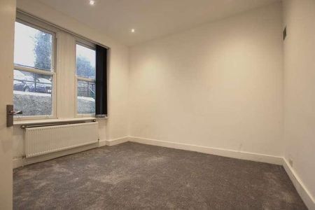 Warminster Road, London, SE25 - Photo 3