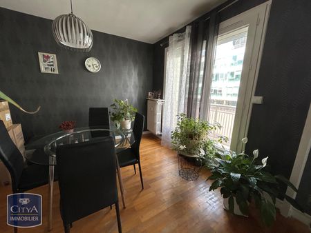 Location Appartement 3 pièces 57m² ST ETIENNE 42000 - Photo 2