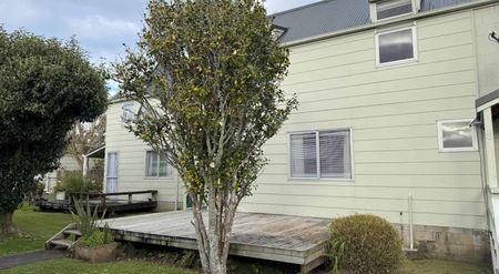 Tidy 2-Bedroom home in Waterview! - Photo 3
