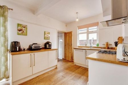 Kingsway, Widnes, Cheshire, WA8 - Photo 3