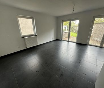 Prachtig gelijkvloers appartement met twee slaapkamers te Ham. - Photo 1