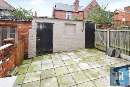 Fairfield Avenue, Pontefract, West Yorkshire, WF8 - Photo 4