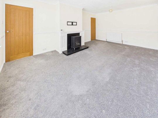 2 bedroom bungalow to rent - Photo 1