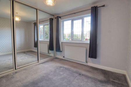 2 bedroom semi-detached house to rent - Photo 2