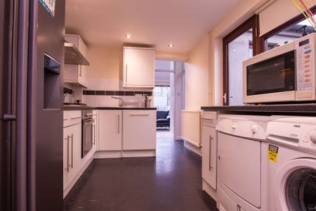 Unbeatable location! - Photo 3