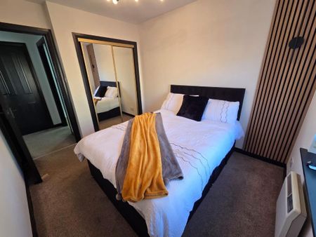 2 bedroom flat to rent - Photo 3