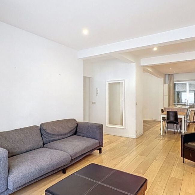 Appartement te huur in Ukkel voor € 1.500 met 2 slaapkamers - Photo 1