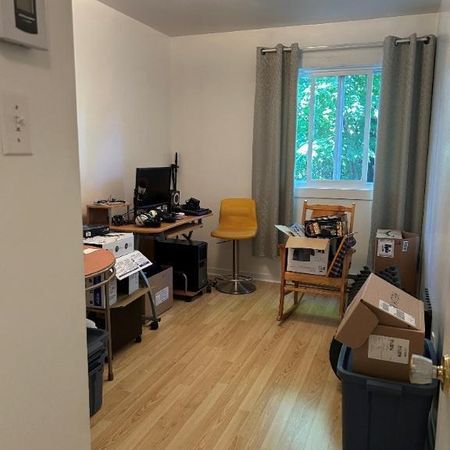 4 1/2 à louer - Photo 4