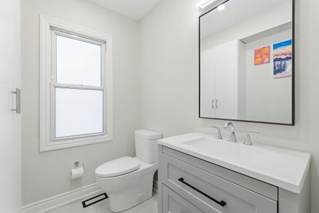 For Lease - 118 Bogert Avenue Unit# Upper, Toronto, Ontario - Photo 2