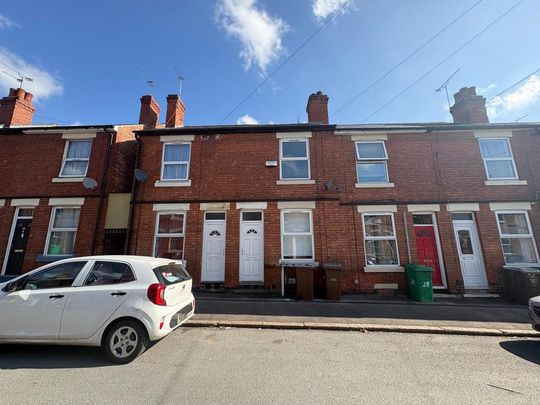 2 bedroom house to rent - Photo 1