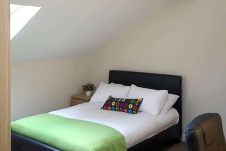 22 Tithebarn Street,, Preston - Photo 4