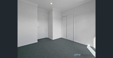 Modern double-storey home with space, style and comfort - Photo 5