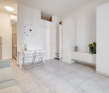 Via Busseto, Milan, Lombardy 20138 - Photo 6