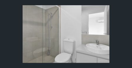 Functional 4-bedroom townhouse in the Evergreen Estate! - Photo 4