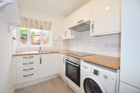 Horton Road, Datchet, Slough,SL3 - Photo 3