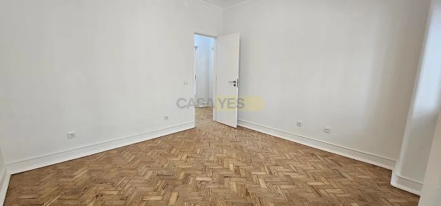 Apartment T2 in Almada, Cova da Piedade, Pragal e Cacilhas, Almada - Foto 1