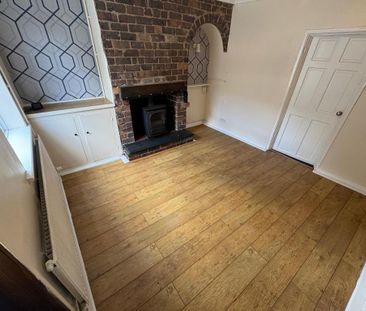2 bedroom terraced house to rent - Photo 2