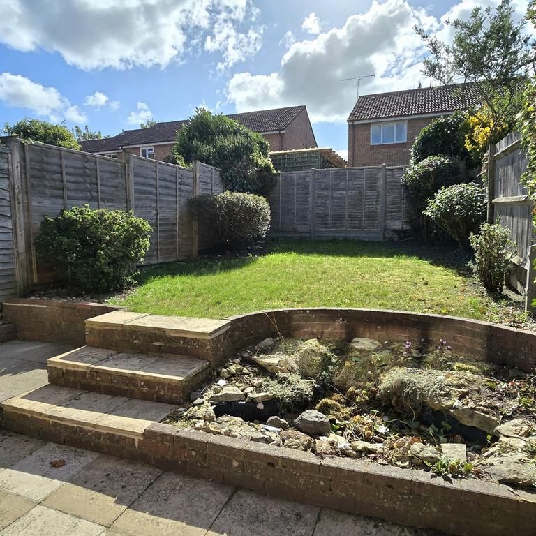 2 bedroom semi-detached house to rent - Photo 1