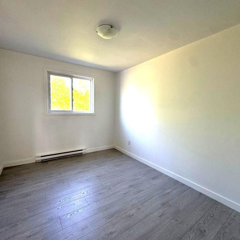 Magnifique 5 ½ à louer entièrement rénové ! – Vieux-Longueuil - Photo 1