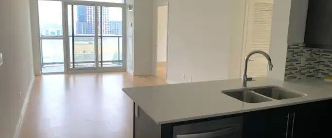 708 - 65 ONEIDA CRESCENT | 708 - 65 ONEIDA CRESCENT, Richmond Hill - Photo 1