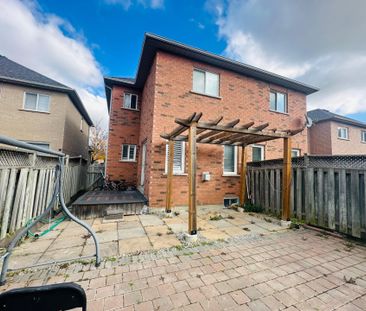 For Lease - 48 Coachwhip Road, Brampton, Ontario - Photo 5