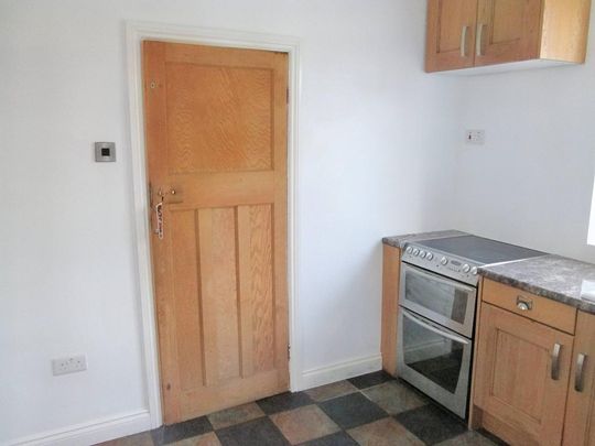 2 bedroom semi-detached house to rent - Photo 1