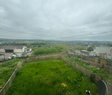 2 bedroom terraced house to rent - Photo 3