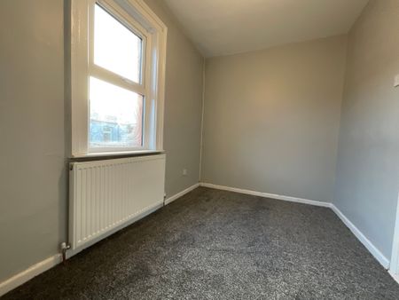 17 Orkney Street, Belfast, BT13 3GR - Photo 4