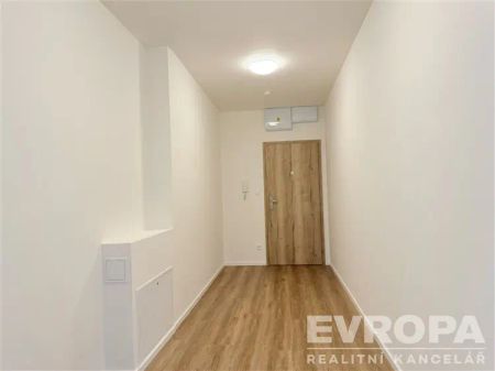 Pronájem bytu 2+kk o velikosti 69 m - Photo 3