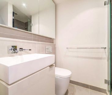 Style Meets Convenience: Two Bed Near Swinburne - Photo 6