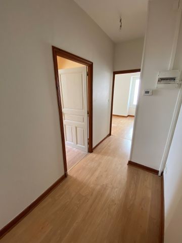 Location Appartement 2 pièces 47m² RODEZ 12000 - Photo 3