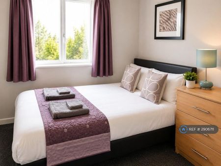 2 bedroom flat to rent - Photo 5