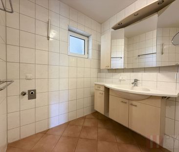ANFRAGEN NUR PER MAIL 2-ZIMMER-GARTENWOHNUNG MAXGLAN - Foto 5