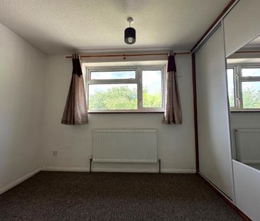 2 bedroom property to rent - Photo 4