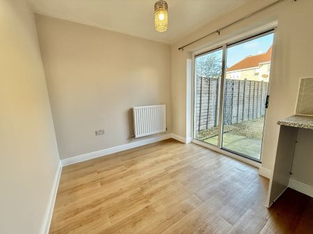 3 bed house to rent in The Wrangle, Weston-Super-Mare, BS24 - Photo 3