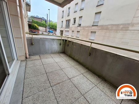 Location Appartement 3 pièces 71m² - Photo 2