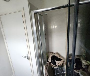 Studio Flat, Silverleigh Road, CR7 - Photo 2