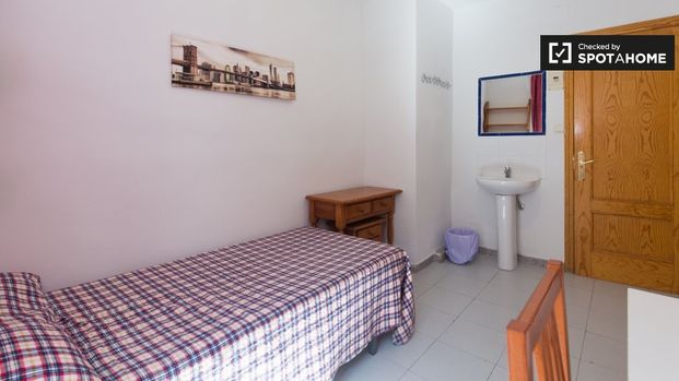 granada, Andalusia 18002 - Photo 1