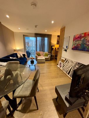 Room in a Shared Flat, Raglan House, SE17 - Photo 1