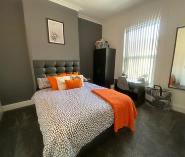 Esher Road, Liverpool - Photo 3