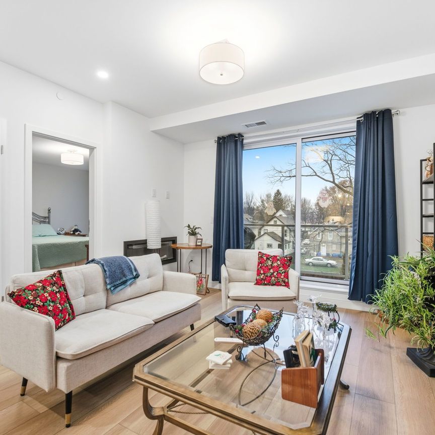 For Lease - 118 West Street Unit# 203, Port Colborne, Ontario - Photo 1