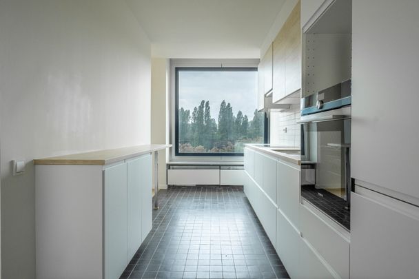 Ruim appartement met terras - Photo 1