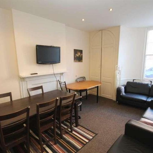 Old Elvet, Durham, DH1 - Photo 1