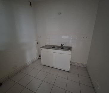 Location Appartement 3 pièces 68m² LILLE 59000 - Photo 5