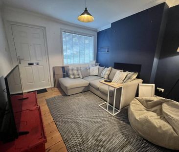 2 bedroom terraced house to rent - Photo 5