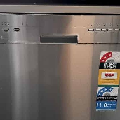 Large Family Home - Photo 1